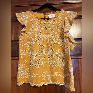 NWT Skies Are Blue Embroidered Sleeveless Shirt Size M